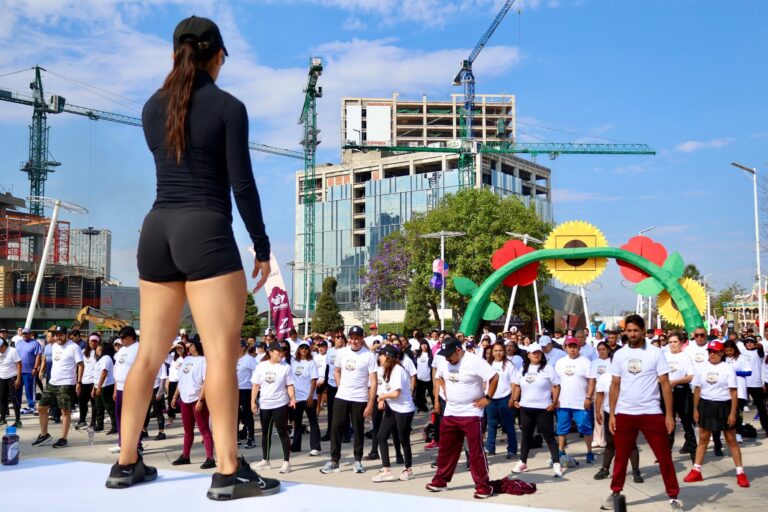 2b029ee5-a6cc-48a3-83f3-a1c95192ce09